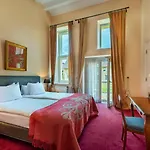 Apartmán Corneli Residences - Chateau St Gerlach *