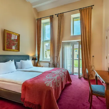 شقة Corneli Residences - Chateau St Gerlach *