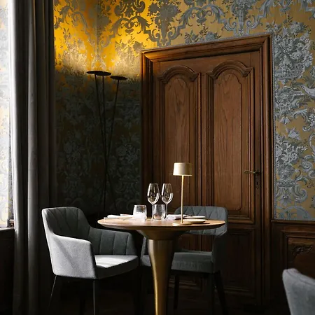 Corneli Residences - Chateau St Gerlach Otel 4*