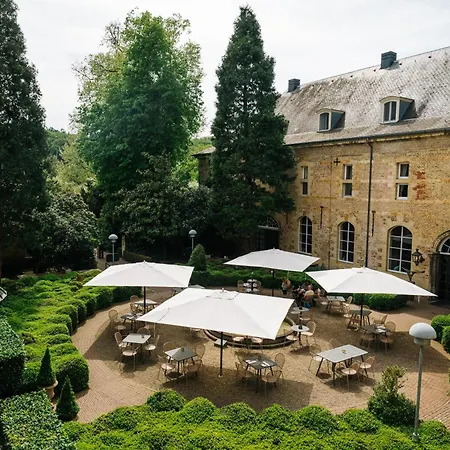 Corneli Residences - Chateau St Gerlach Otel 4*