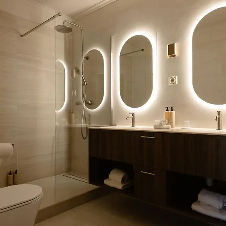 Corneli Residences - Chateau St Gerlach