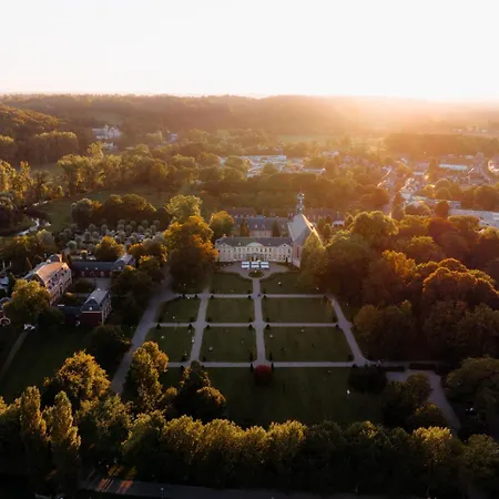 Otel Corneli Residences - Chateau St Gerlach