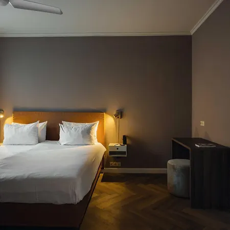 Otel Corneli Residences - Chateau St Gerlach
