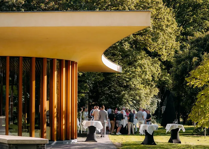 Corneli Residences - Chateau St Gerlach